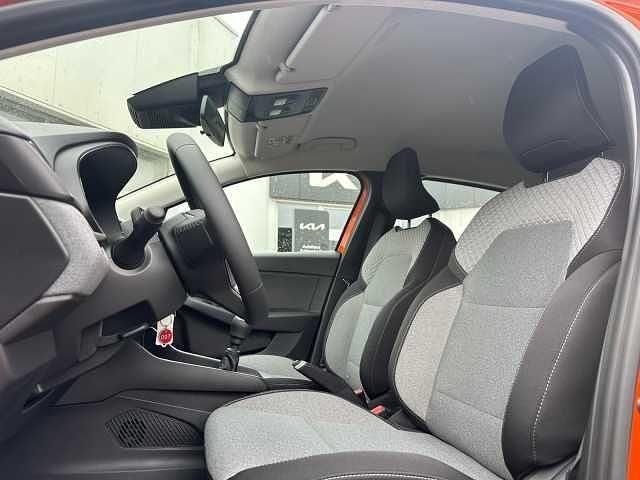 Second-hand Renault Clio V Evolution 91 CP (66 kW) 2025 Berlinǎ