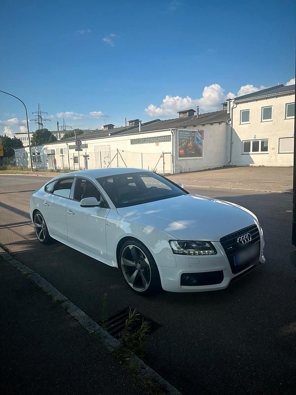 Gebraucht Audi A5 Sportback S-Line 240 PS (176 kW) 2011 Weiß Kleinwagen