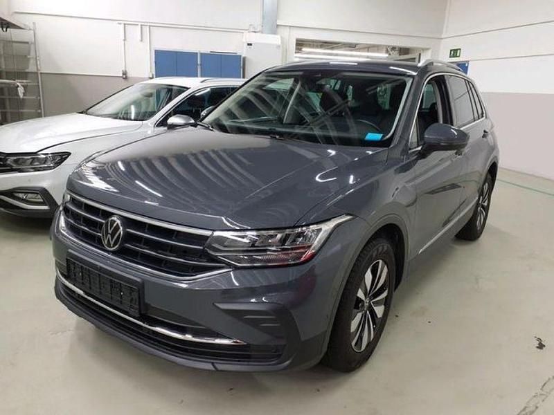 Delfingrau metallic Gebraucht 2023 VW Tiguan SUV | 31.444 € (Superpreis) - Bild 1/4