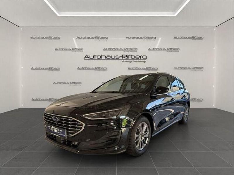 Gebraucht Ford Focus Titanium 116 PS (85 kW) 2024 Schwarz Limousine