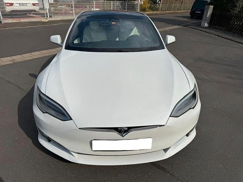 Usado Tesla Model S 413 kW (562 CV) 2020 Blanco Utilitario