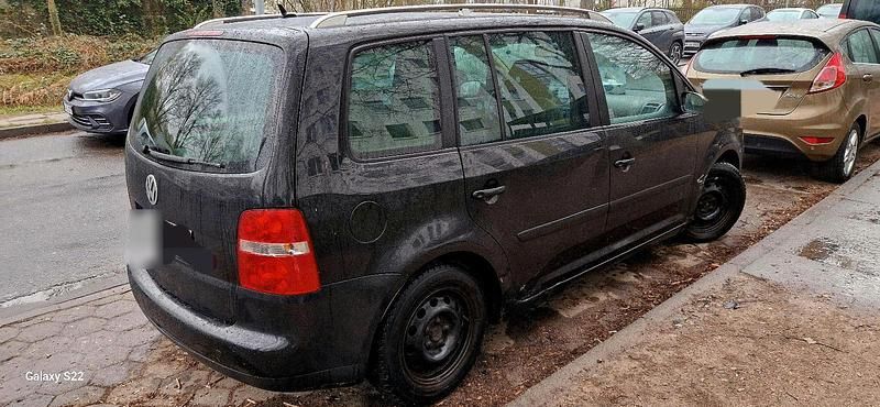 Gebraucht VW Touran 140 PS (102 kW) 2005 Schwarz Van / Kleinbus