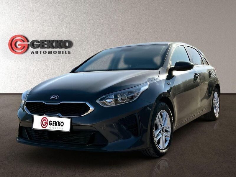 Grau Gebraucht 2021 Kia Ceed Active Limousine | 15.249 € (Guter Preis) - Bild 1/4