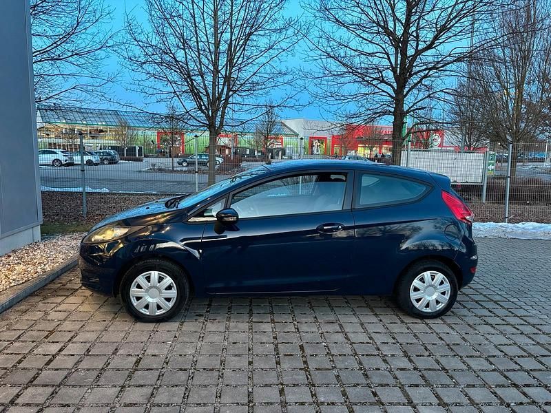 Blau Gebraucht 2009 Ford Fiesta Coupé | 1.700 € (Fairer Preis) - Bild 1/4