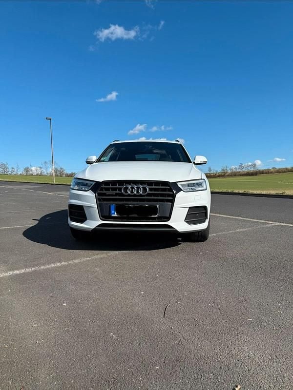 Gebraucht Audi Q3 S-Line 150 PS (110 kW) 2015 Weiß SUV