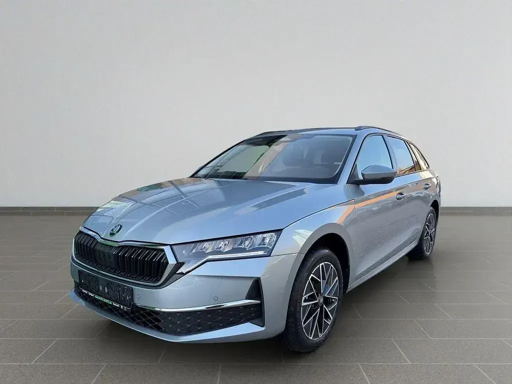 Neu Skoda Octavia 150 PS (110 kW) 2026 Silber Kombi