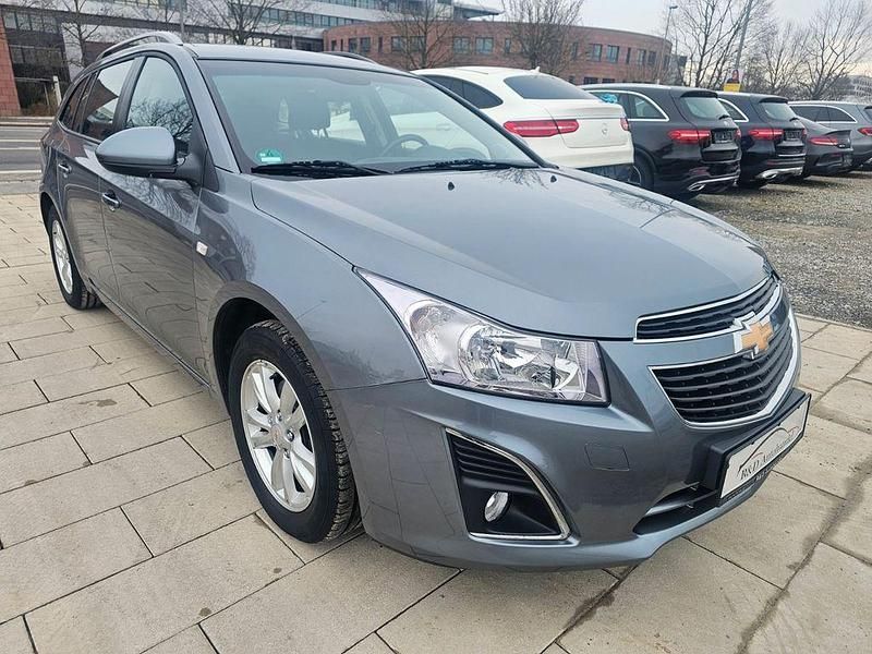 Gebraucht Chevrolet Cruze LT 131 PS (96 kW) 2012 Grau Kombi