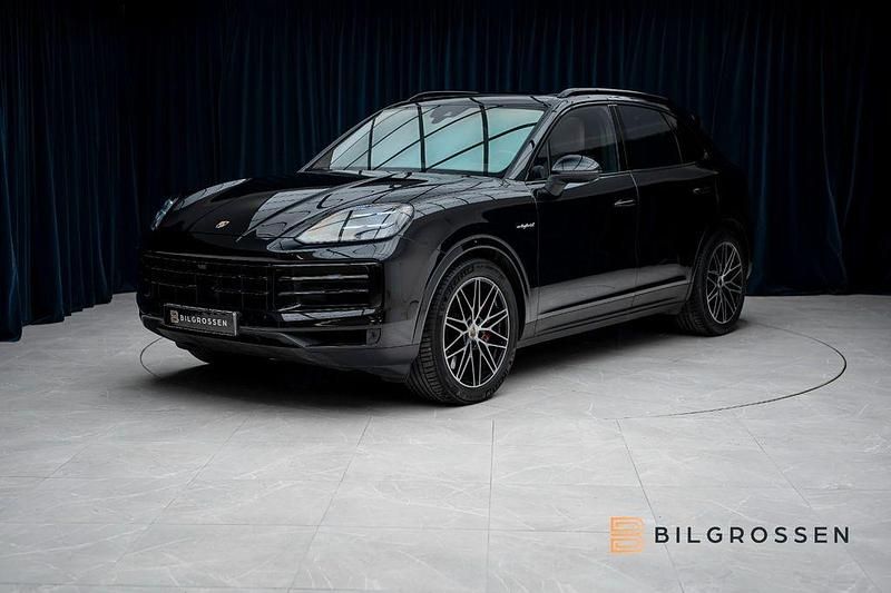 Schwarz Gebraucht 2024 Porsche Cayenne S SUV | 104.125 € (Guter Preis) - Bild 1/4