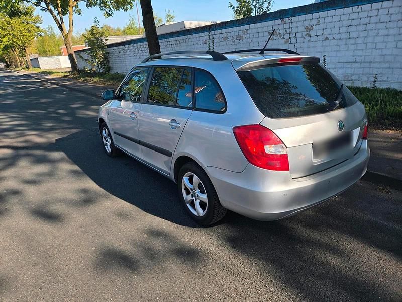 Second-hand Skoda Fabia 103 CP (75 kW) 2012 Argintiu Break
