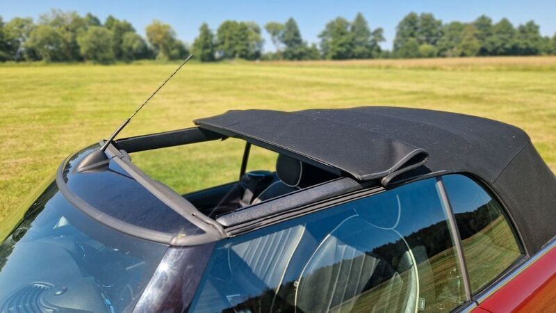 Gebraucht Mini Cooper Cabriolet 122 PS (89 kW) 2009 Rot Cabrio