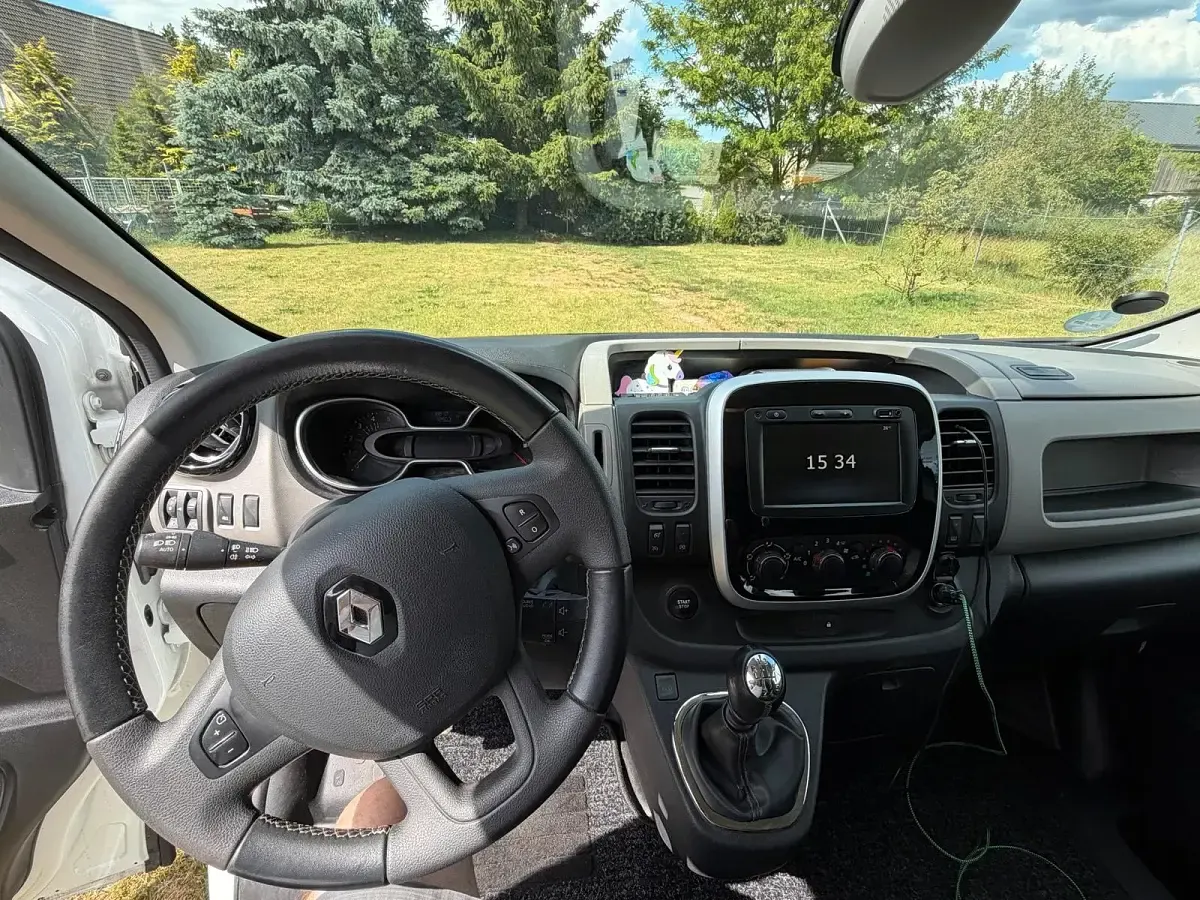 Gebraucht Renault Trafic 145 PS (106 kW) 2019 Weiß Van / Kleinbus