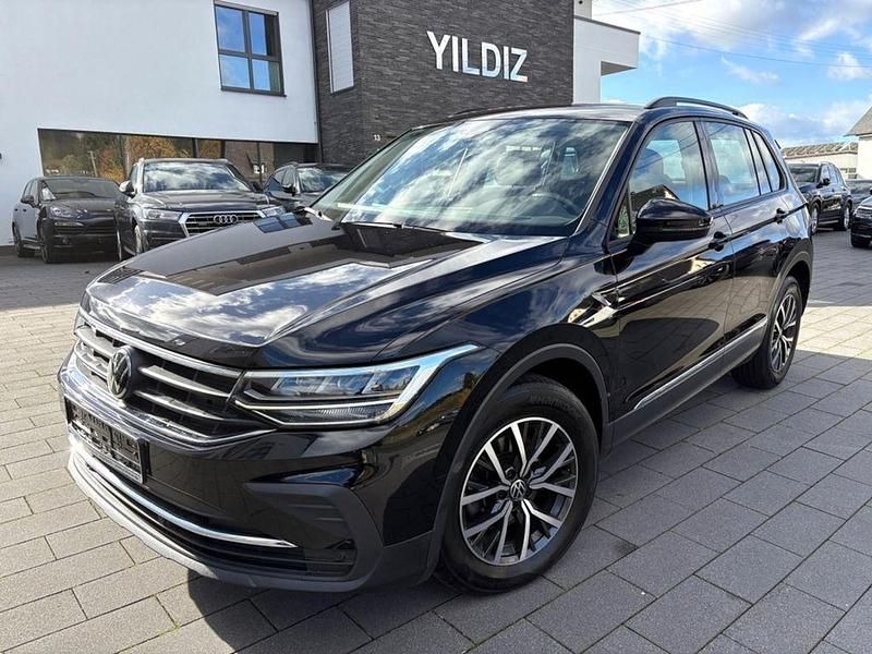 Schwarz Gebraucht 2022 VW Tiguan SUV | 22.990 € (Superpreis) - Bild 1/4