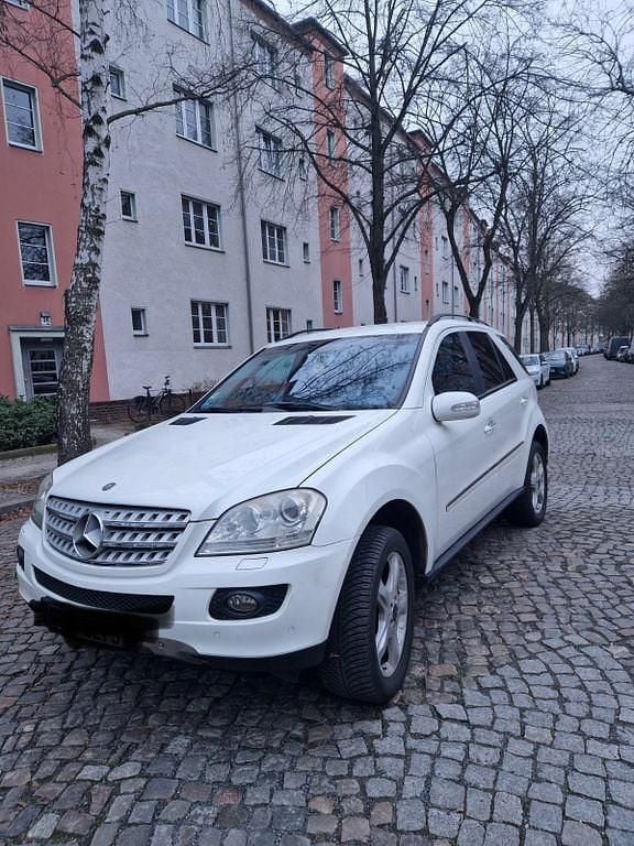 Gebraucht Mercedes ML280 190 PS (139 kW) 2008 Weiß SUV