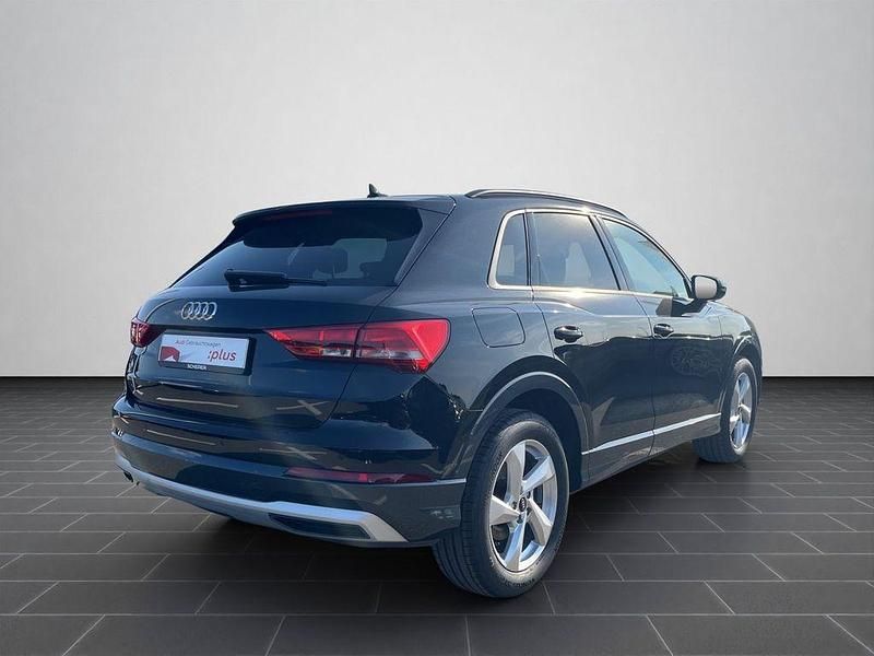Gebraucht Audi Q3 Advanced Plus 150 PS (110 kW) 2023 Mythosschwarz metallic (metallic) SUV