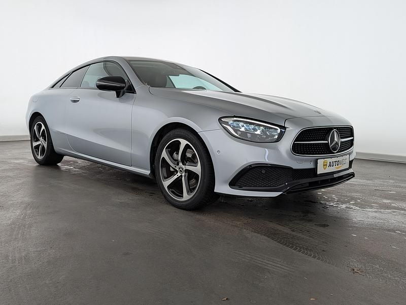 Gebraucht Mercedes E200 Avantgarde 211 PS (155 kW) 2021 Hightech silber Coupé