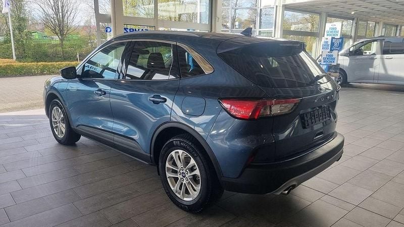 Gebraucht Ford Kuga Titanium 224 PS (164 kW) 2022 Chrome blue metallic blau SUV