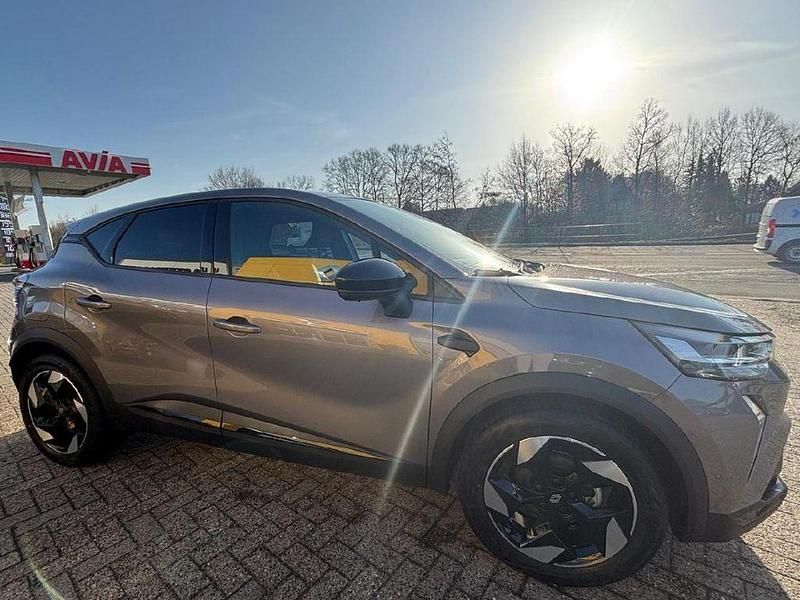 Gebraucht Renault Captur Techno 158 PS (116 kW) 2025 Grau cassiopee SUV