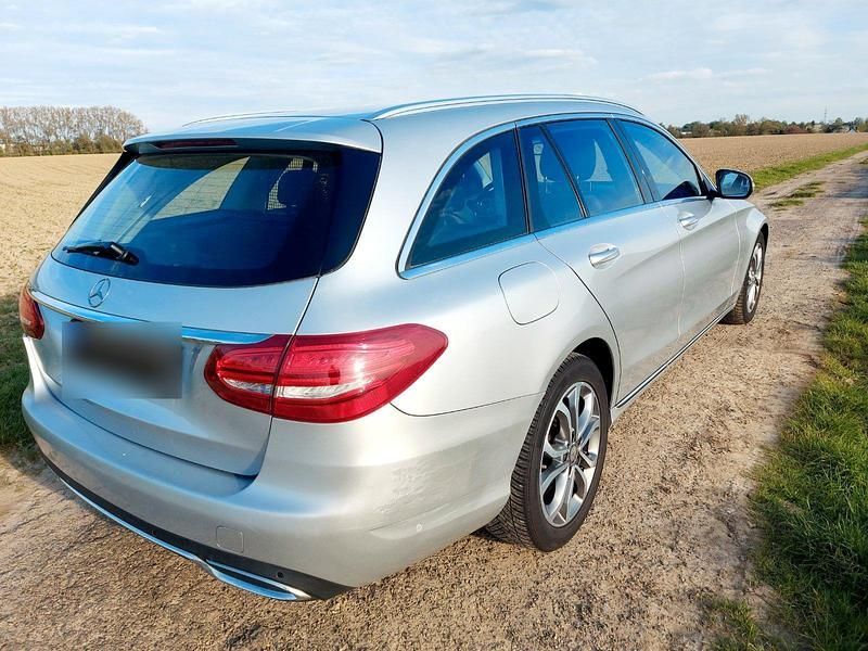 Second-hand Mercedes C180 116 CP (85 kW) 2016 Argintiu Break