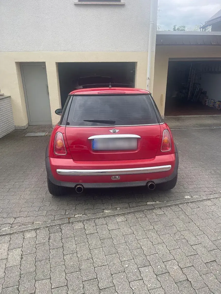 Käytetty Mini ONE 90 HP (66 kW) 2004 Punainen Viistoperä