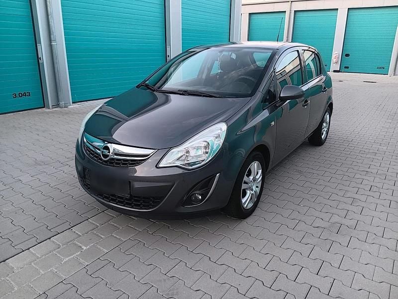 Gebraucht Opel Corsa 75 PS (55 kW) 2012 Kleinwagen