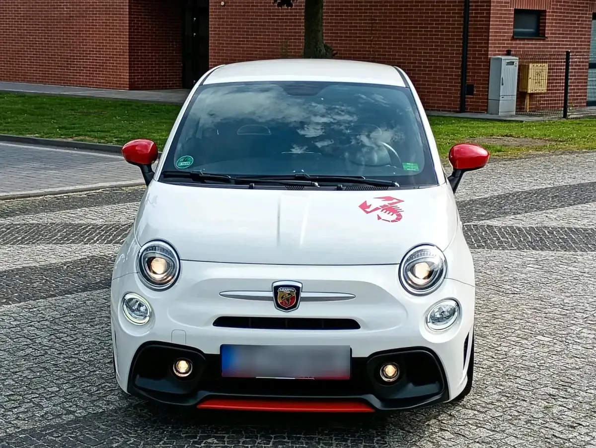 Gebraucht Abarth 595 145 PS (106 kW) 2020 Weiß Kleinwagen