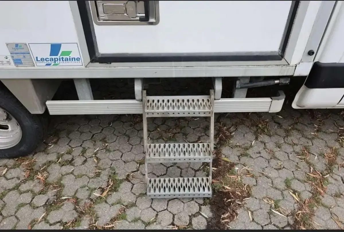 Gebraucht Iveco Daily 126 PS (92 kW) 2010 Van