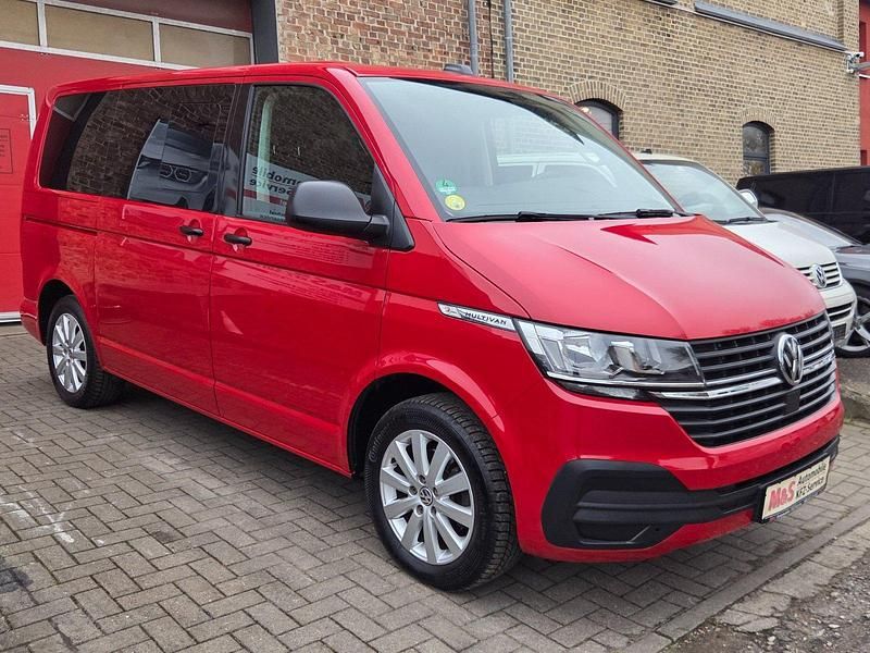 Gebraucht VW Multivan 110 PS (80 kW) 2021 Rot Van