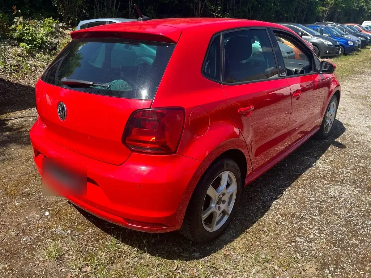 Gebraucht VW Polo Allstar 90 PS (66 kW) 2016 Rot Kleinwagen