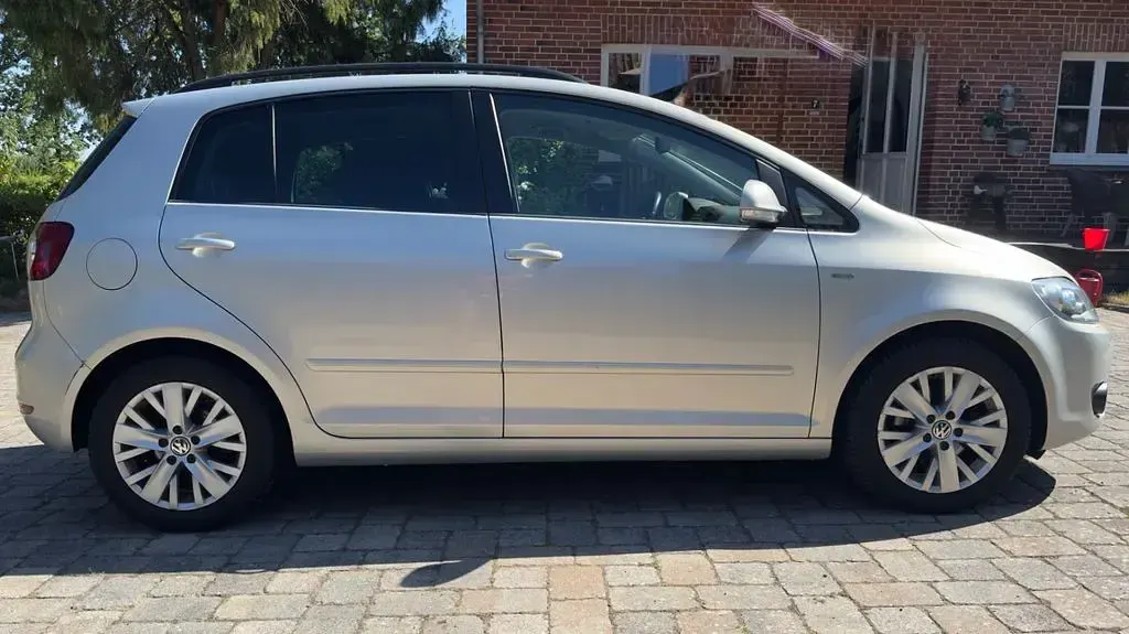 Gebraucht VW Golf Plus Cross Life 86 PS (63 kW) 2013 Silber Limousine