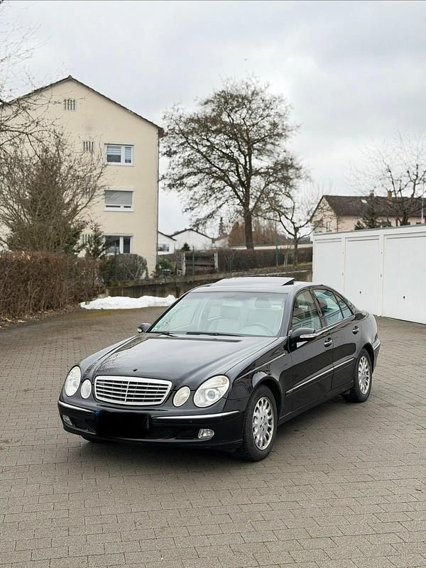 Gebraucht Mercedes E320 224 PS (164 kW) 2004 Schwarz Limousine