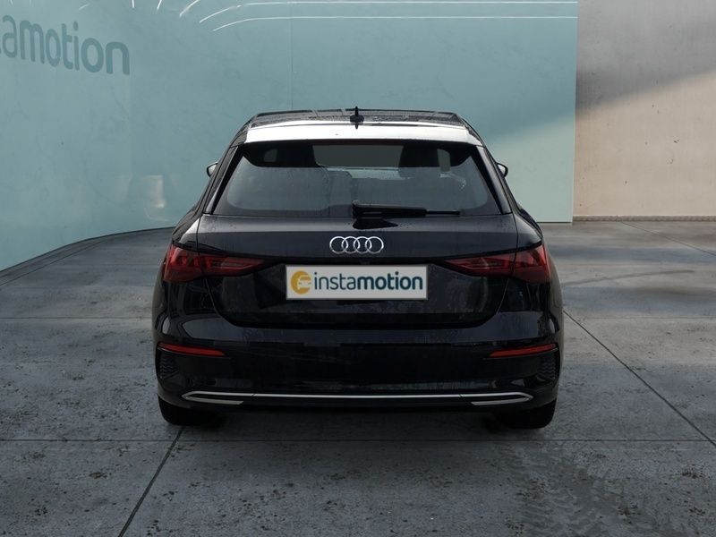 Gebraucht Audi A3 Sportback e-tron Advanced Plus 204 PS (150 kW) 2022 Schwarz Kleinwagen