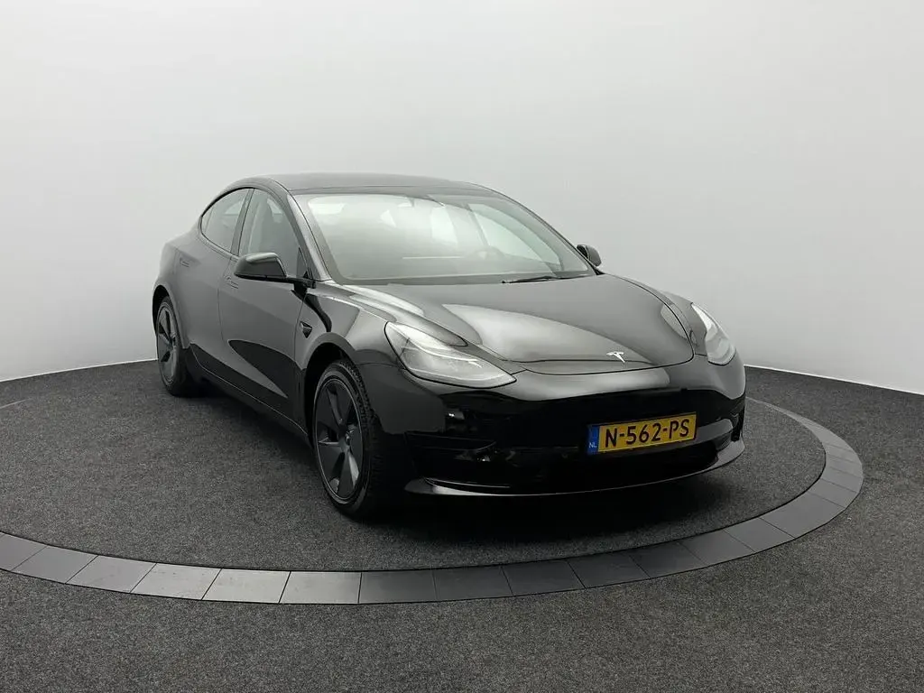 Usata Tesla Model 3 Standard Range 339 kW (462 CV) 2021 Nero Berlina