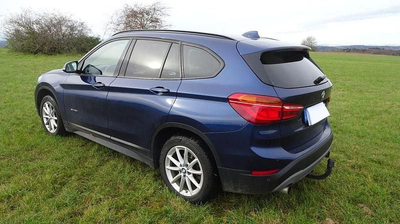 Gebraucht BMW X1 xLine 192 PS (141 kW) 2017 Blau SUV