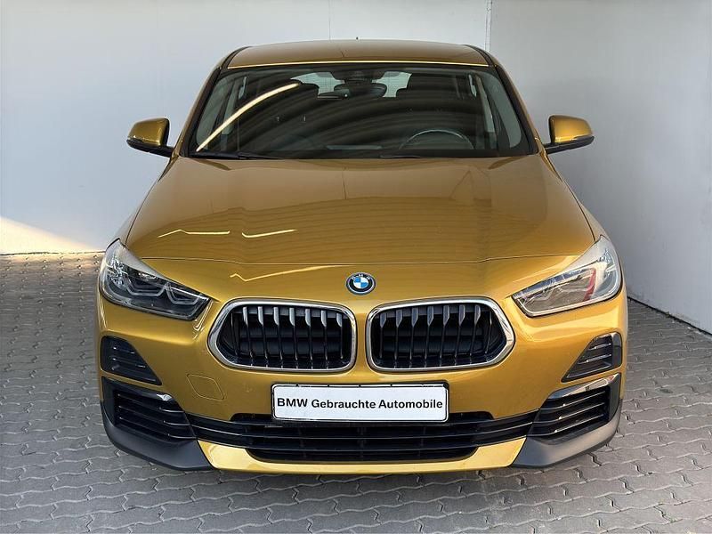 Gold Gebraucht 2022 BMW X2 Advantage SUV | 24.280 € (Guter Preis) - Bild 1/4