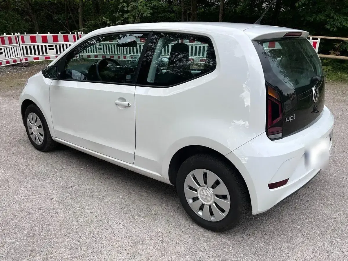 Gebraucht VW up! 65 PS (47 kW) 2021 Weiß Kleinwagen
