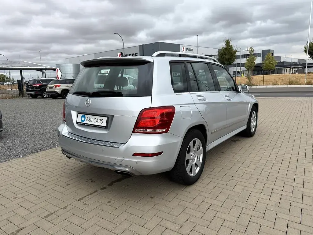Gebraucht Mercedes GLK200 143 PS (105 kW) 2014 Silber SUV