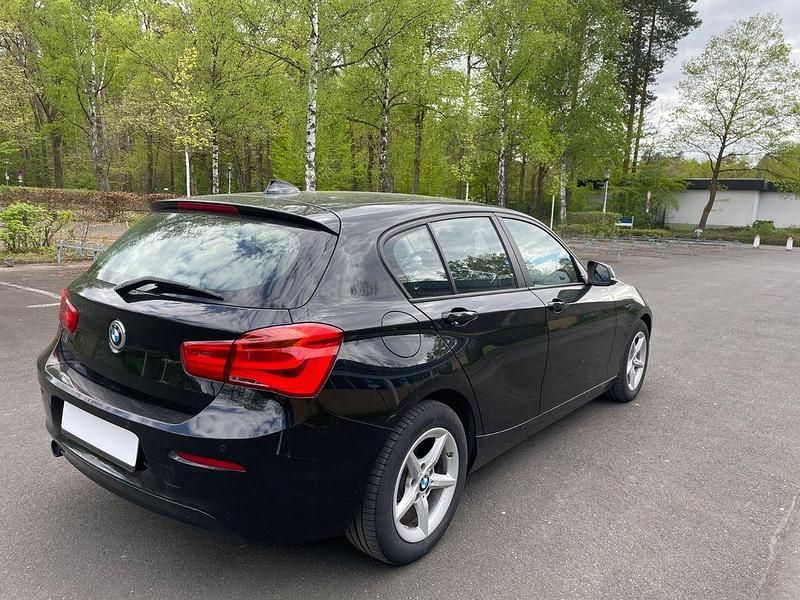 Gebraucht BMW 118 Advantage 136 PS (100 kW) 2016 Schwarz Kleinwagen