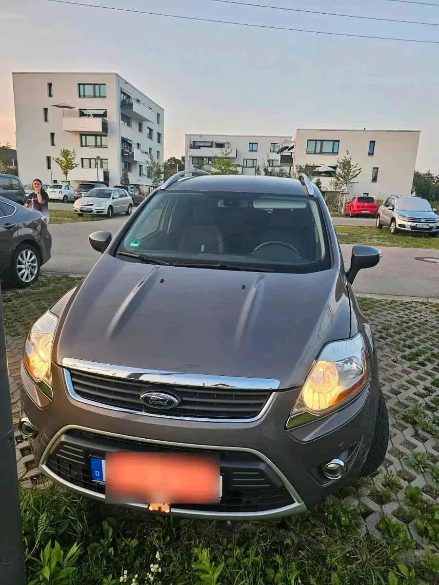 Gebraucht Ford Kuga 163 PS (119 kW) 2012 Silber SUV