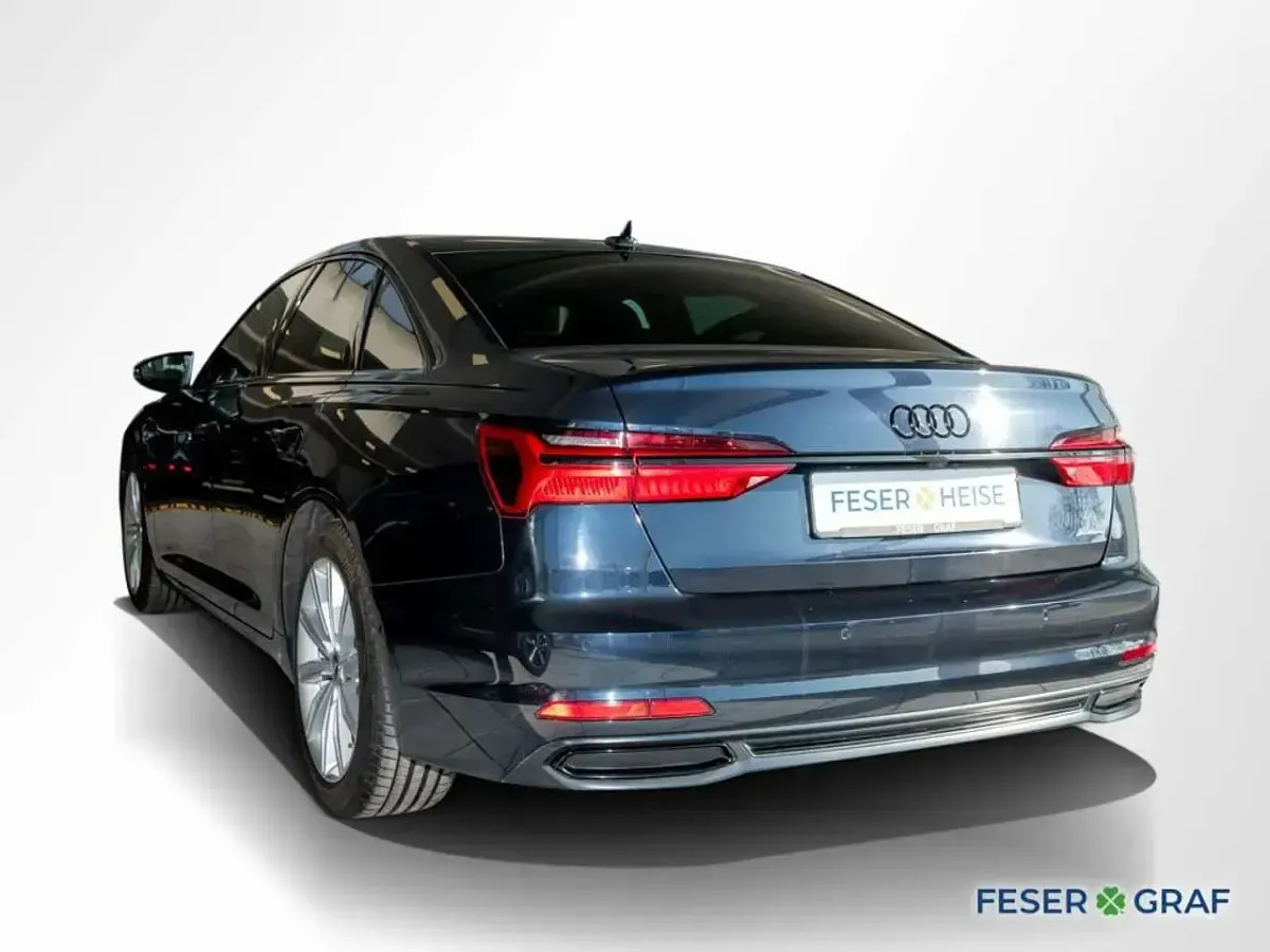Używany Audi A6 Ambiente 265 KM (194 kW) 2022 Niebieski Sedan/Limuzyna