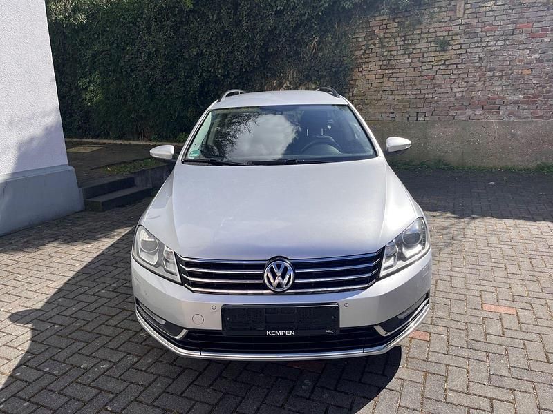 Gebraucht VW Passat Comfortline 140 PS (102 kW) 2013 Silber Kombi