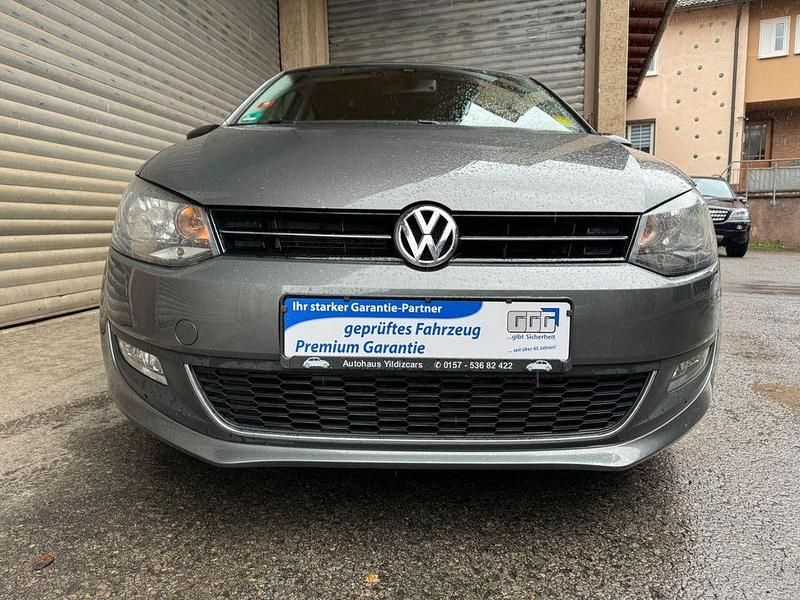 Gebraucht VW Polo Match 90 PS (66 kW) 2013 Grau Limousine