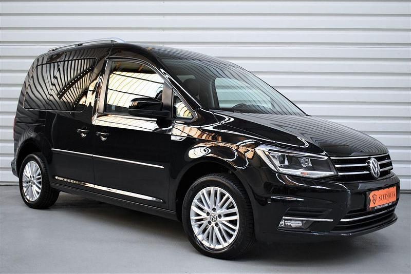 Schwarz Gebraucht 2017 VW Caddy Highline Van / Kleinbus | 14.990 € (Guter Preis) - Bild 1/4