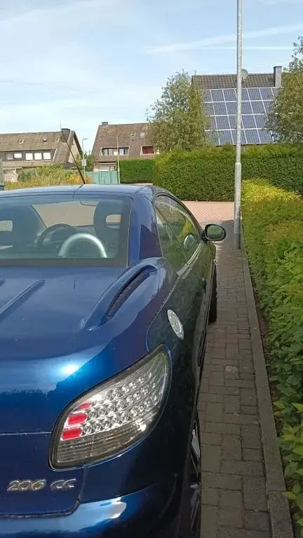 Gebraucht Peugeot 206 CC 109 PS (80 kW) 2005 Blau Cabrio