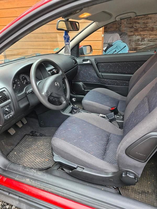 Gebraucht Opel Astra 84 PS (61 kW) 2002 Rot