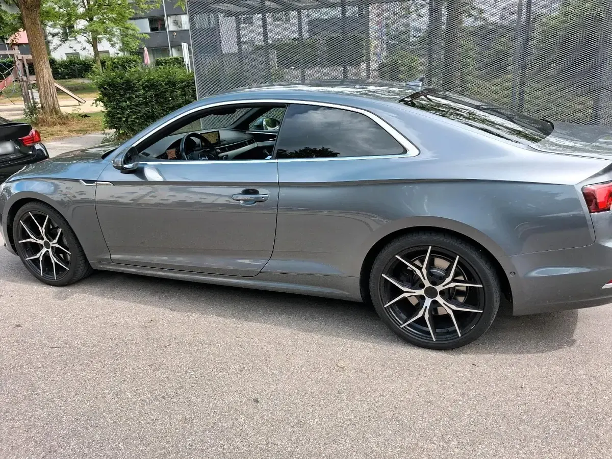 Gebraucht Audi A5 Design 262 PS (192 kW) 2018 Grau Coupé