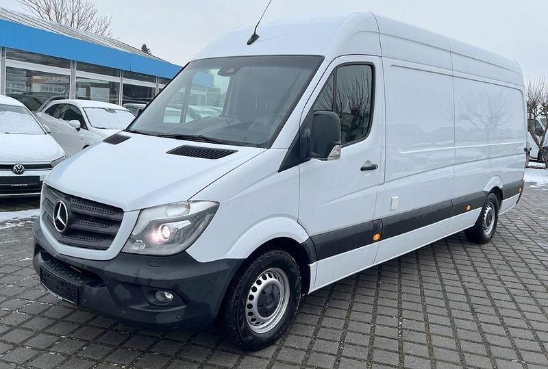 Gebraucht Mercedes Sprinter 163 PS (119 kW) 2018 Weiß Van