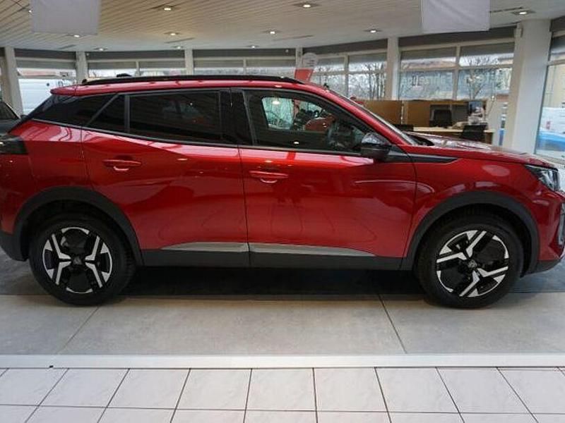 Gebraucht Peugeot 2008 Allure 131 PS (96 kW) 2024 Rot SUV