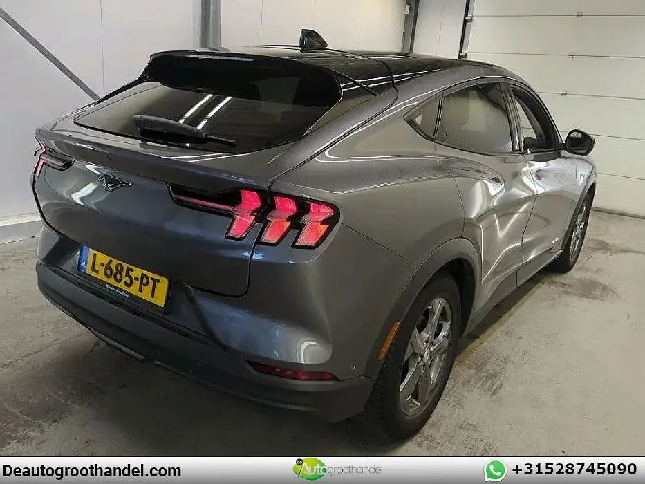 Gebraucht Ford Mustang Mach-E 189 kW (258 PS) 2021 Grau SUV