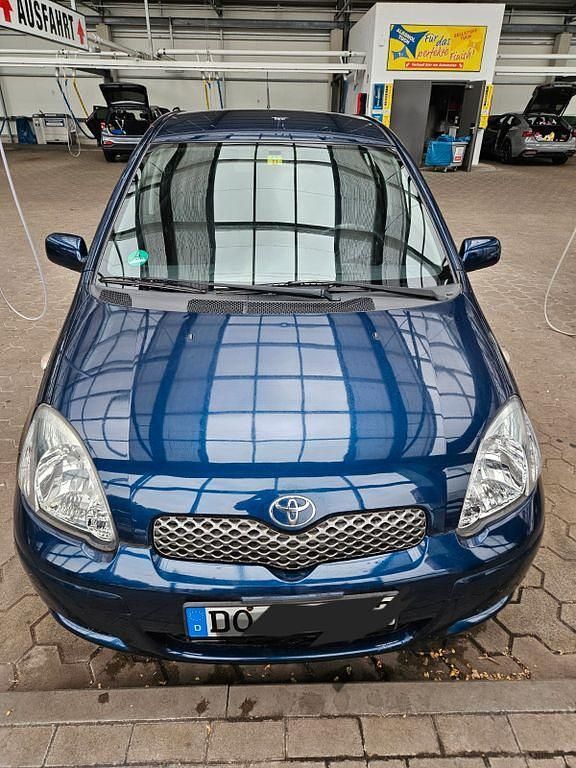 Gebraucht 2005 Toyota Yaris Edition Limousine | 2.300 € (Fairer Preis) - Bild 1/4