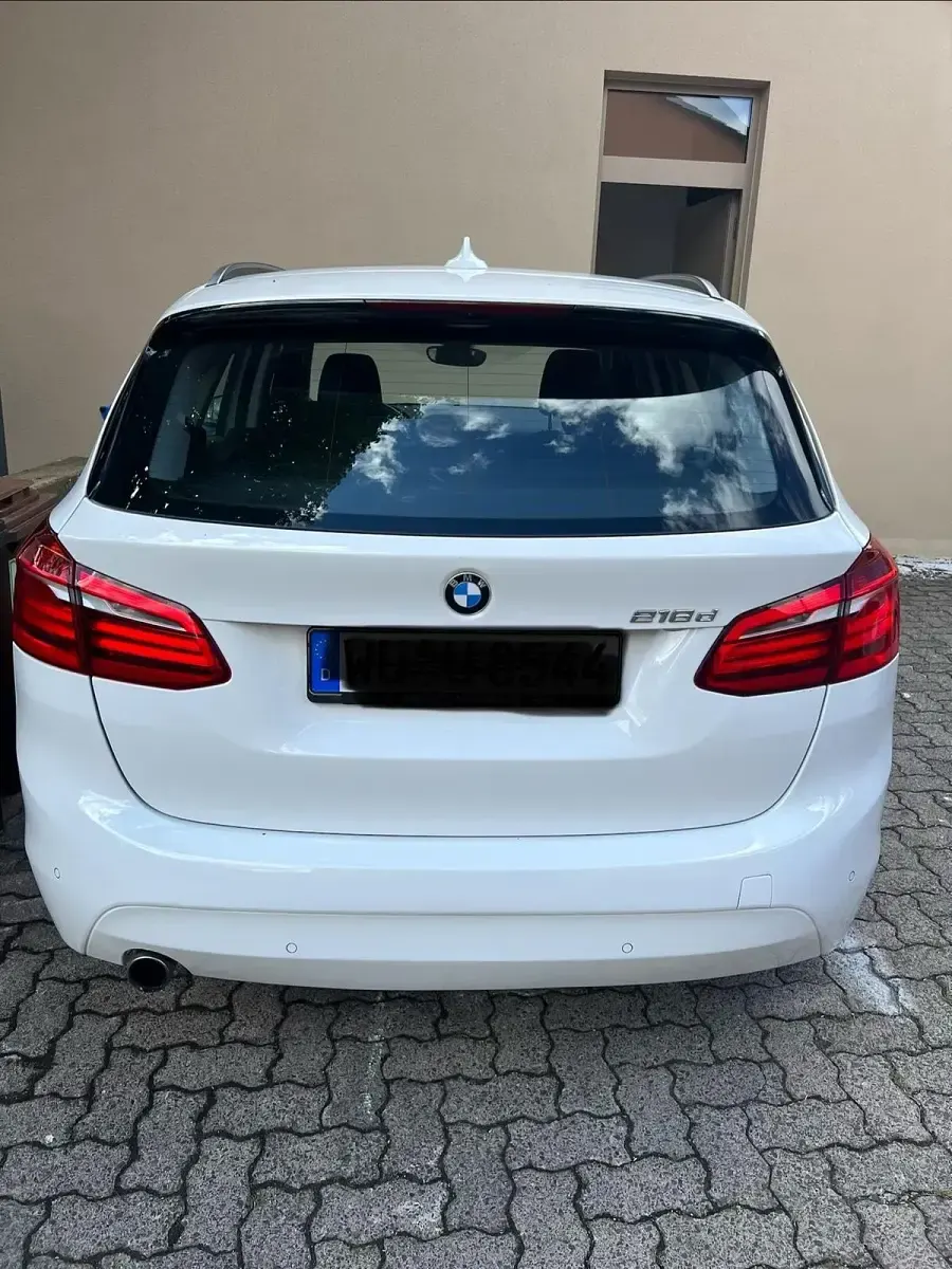 Gebraucht BMW 218 150 PS (110 kW) 2017 Weiß Kombi